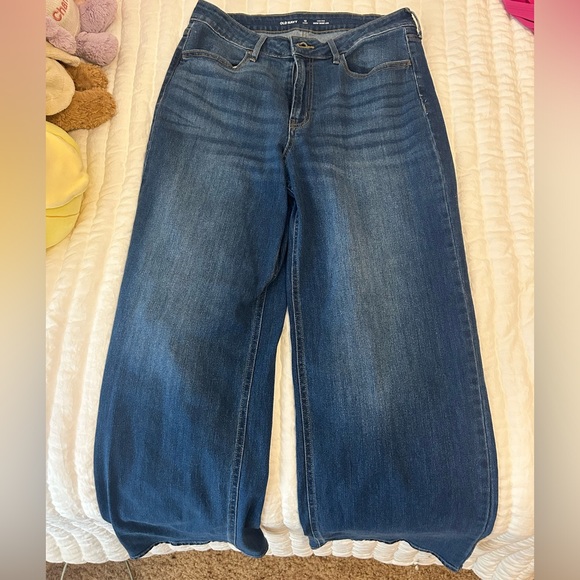 Old Navy Jeans - Picture 1 of 2